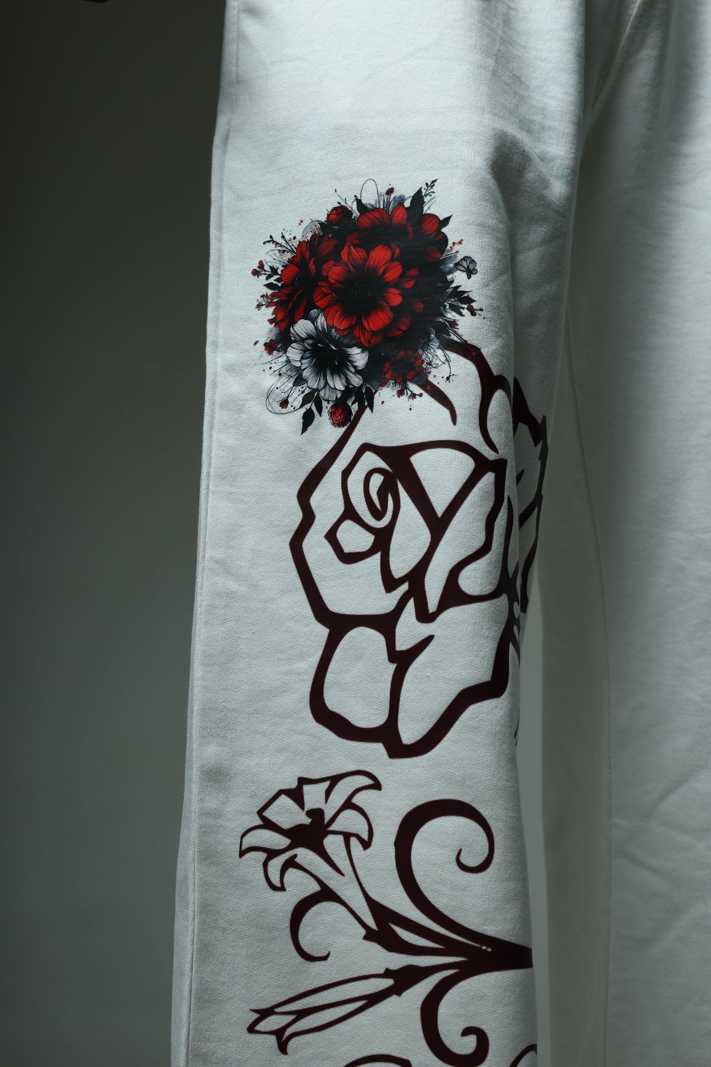 THE ROSY TRACK PANTS