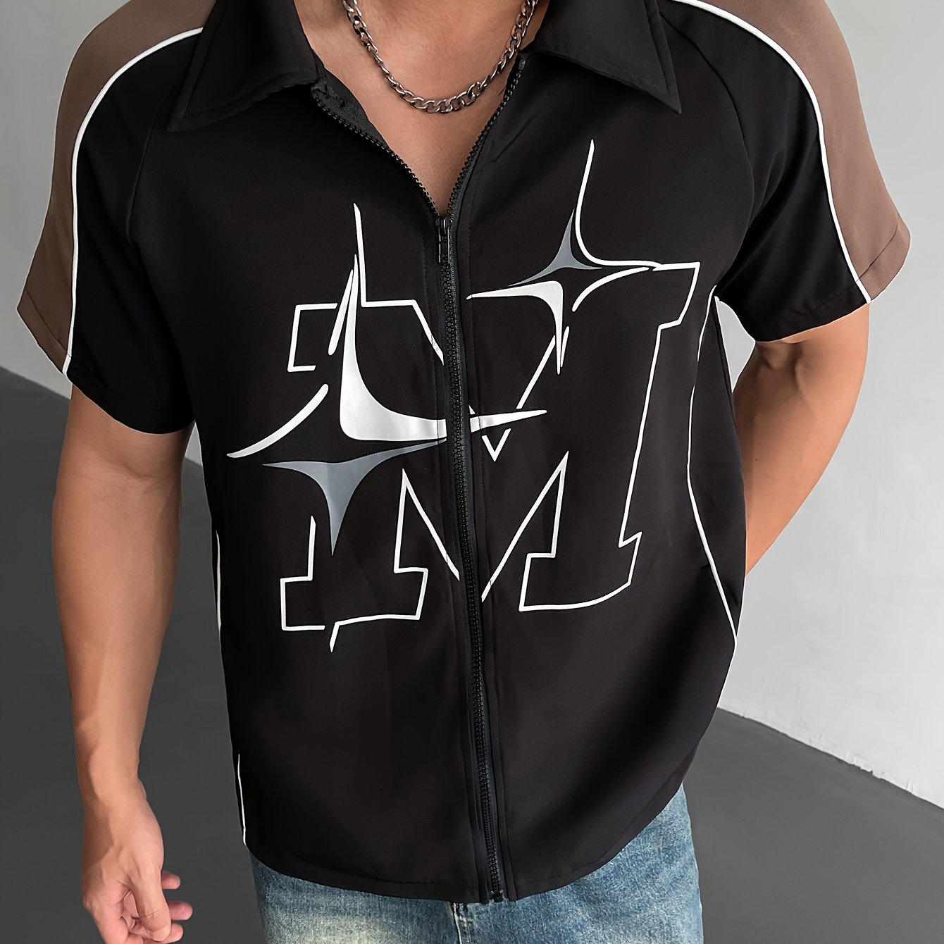 Fashionable Men'S Short-Sleeve Zip-Up Shirt