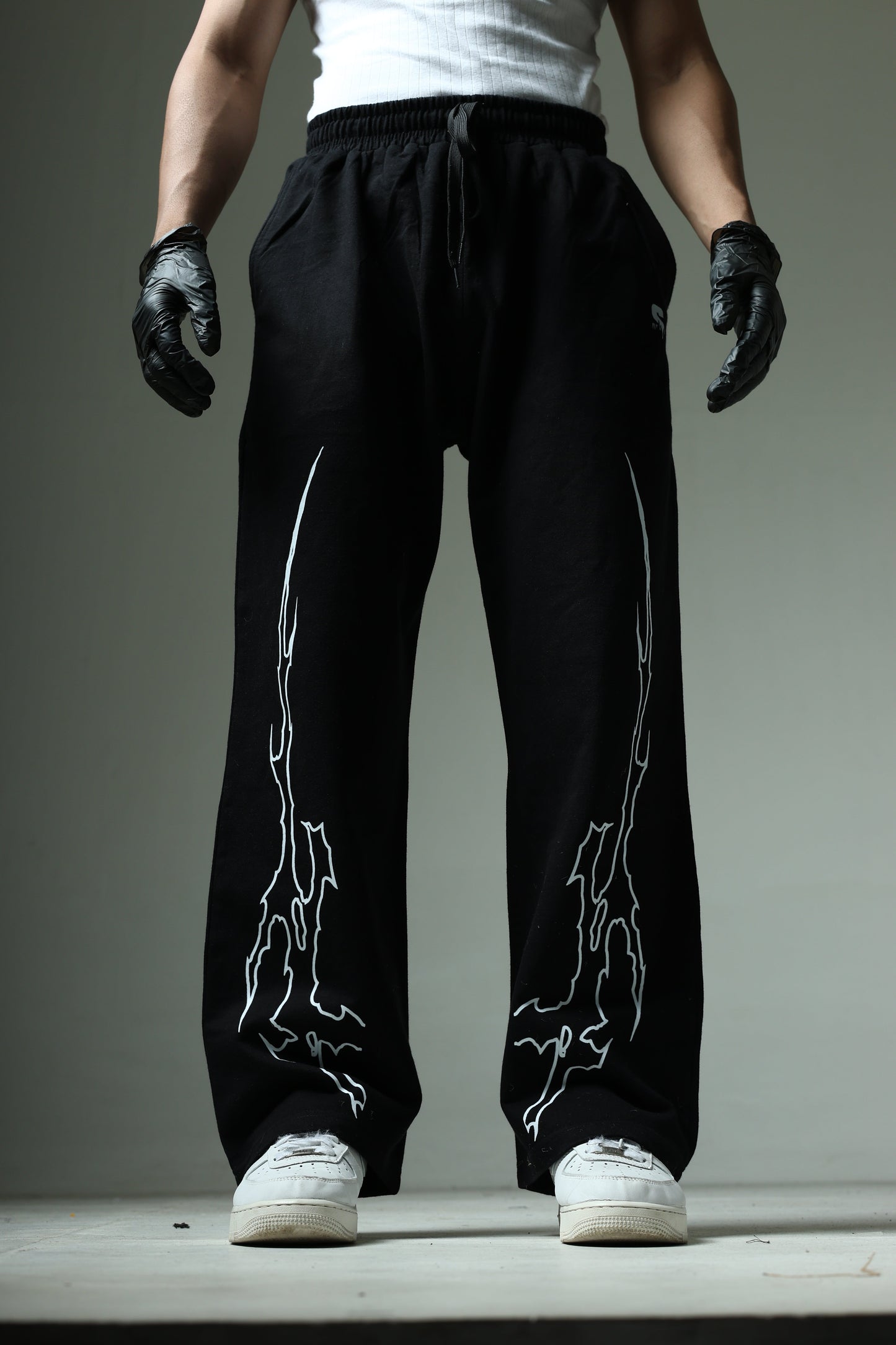 THE CARNAGE COMFORT BAGGY TRACK PANTS