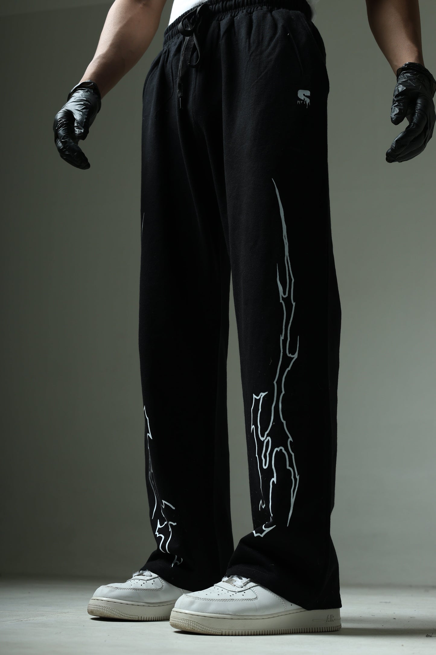 THE CARNAGE COMFORT BAGGY TRACK PANTS