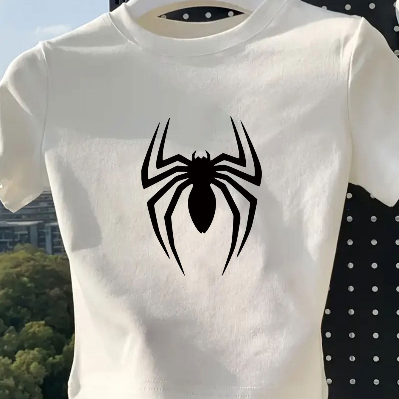 Women's Fashion Printed T-Shirt with Spider Pattern Design, Soft and Breathable