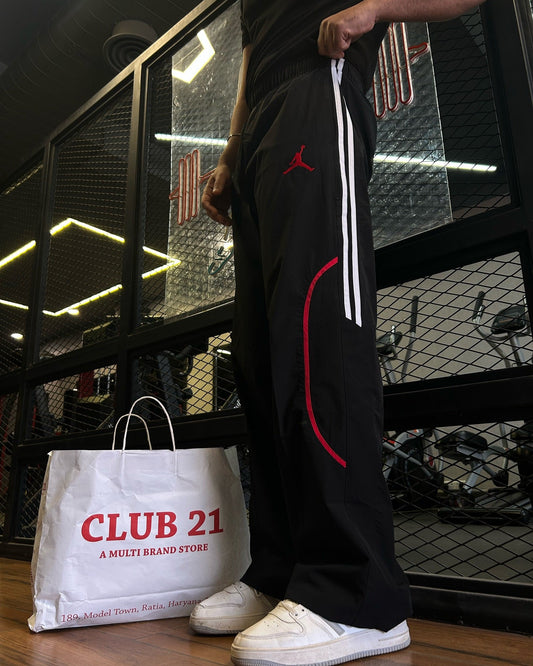 Red stridemax summer essential Trackpant