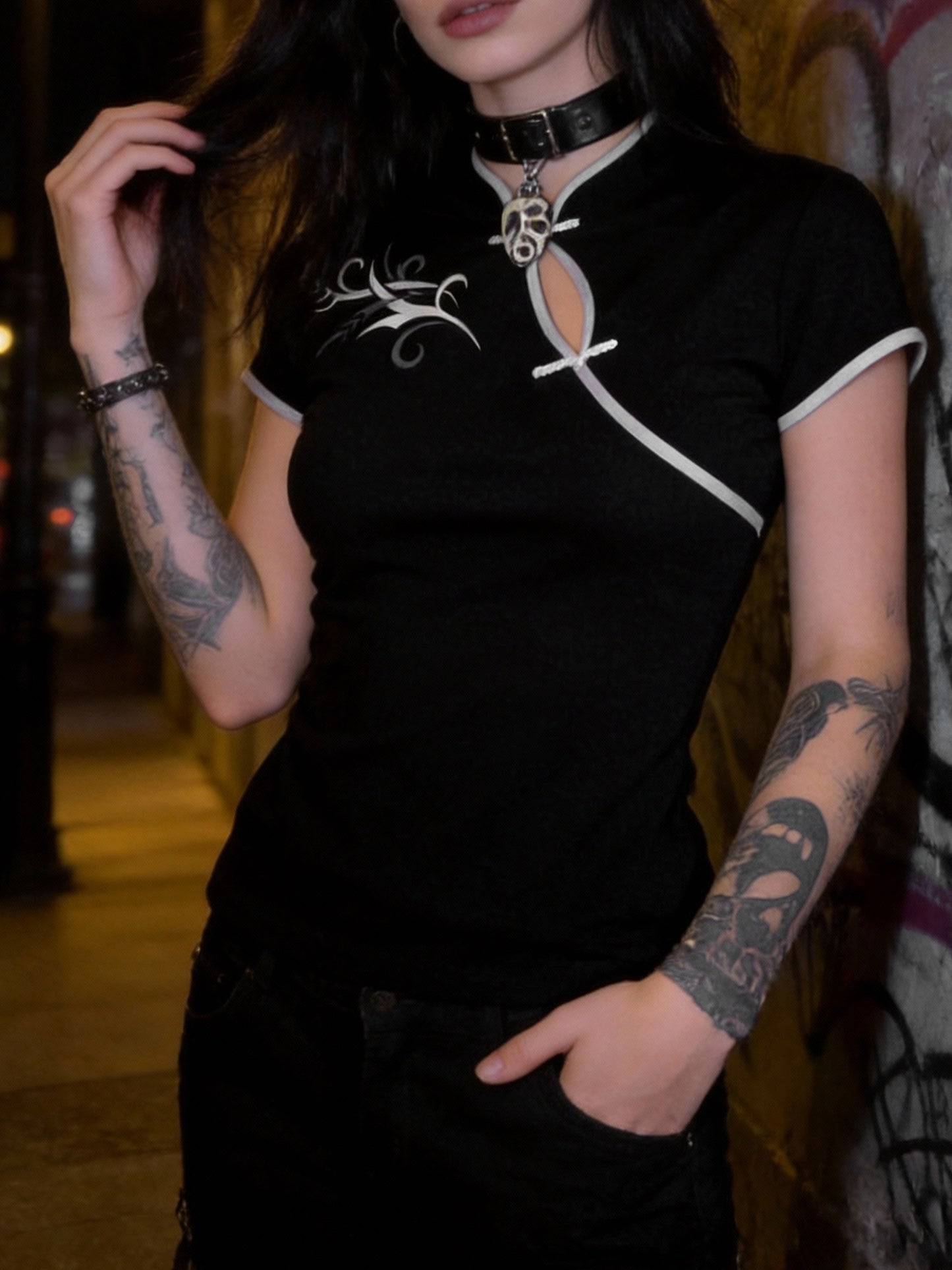 Women's Streetwear, New Stand-up Collar Contrast Trim Elegant Short-sleeve T-shirt