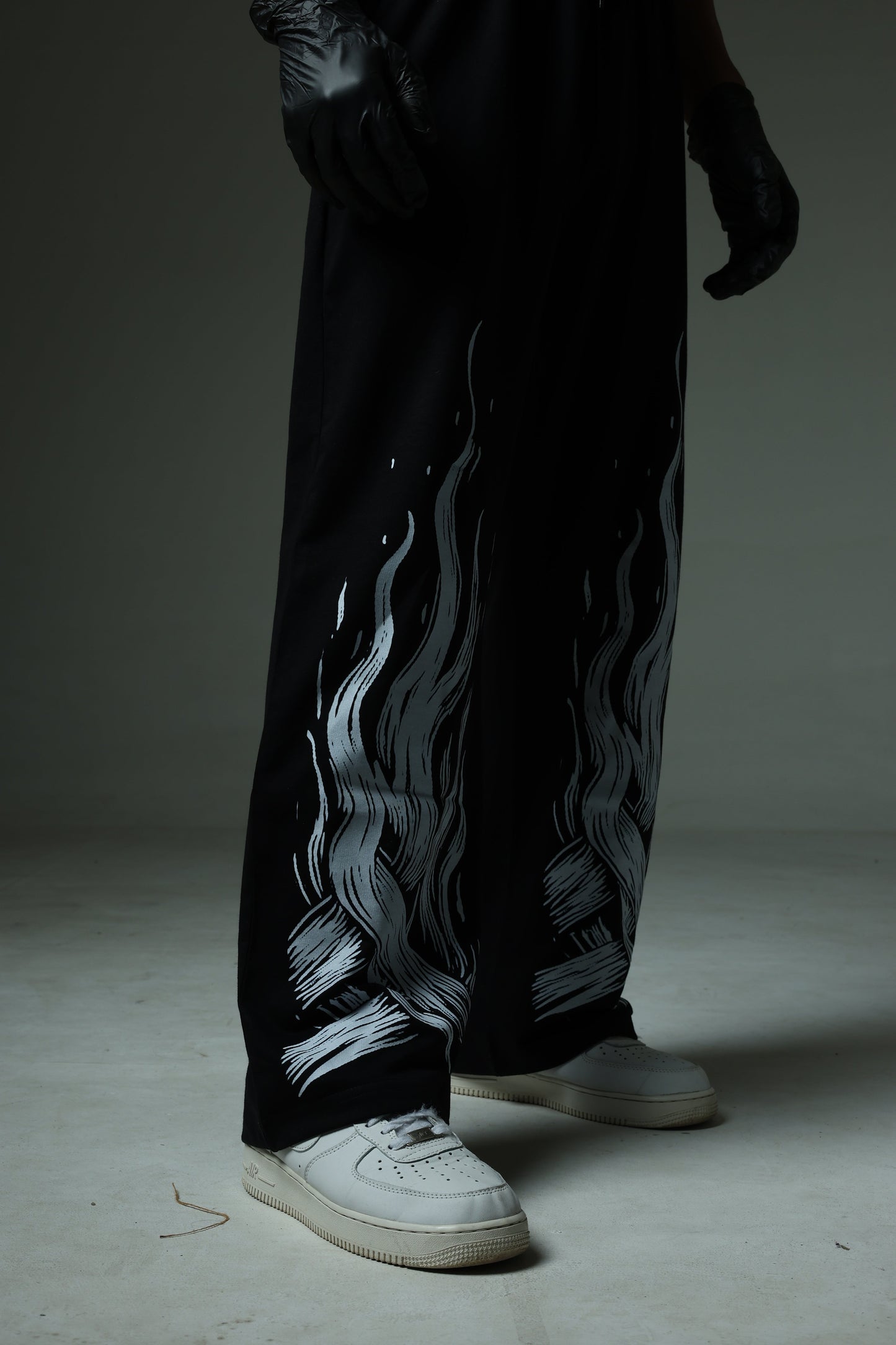THE INFERNO COMFORT BAGGY TRACK PANTS