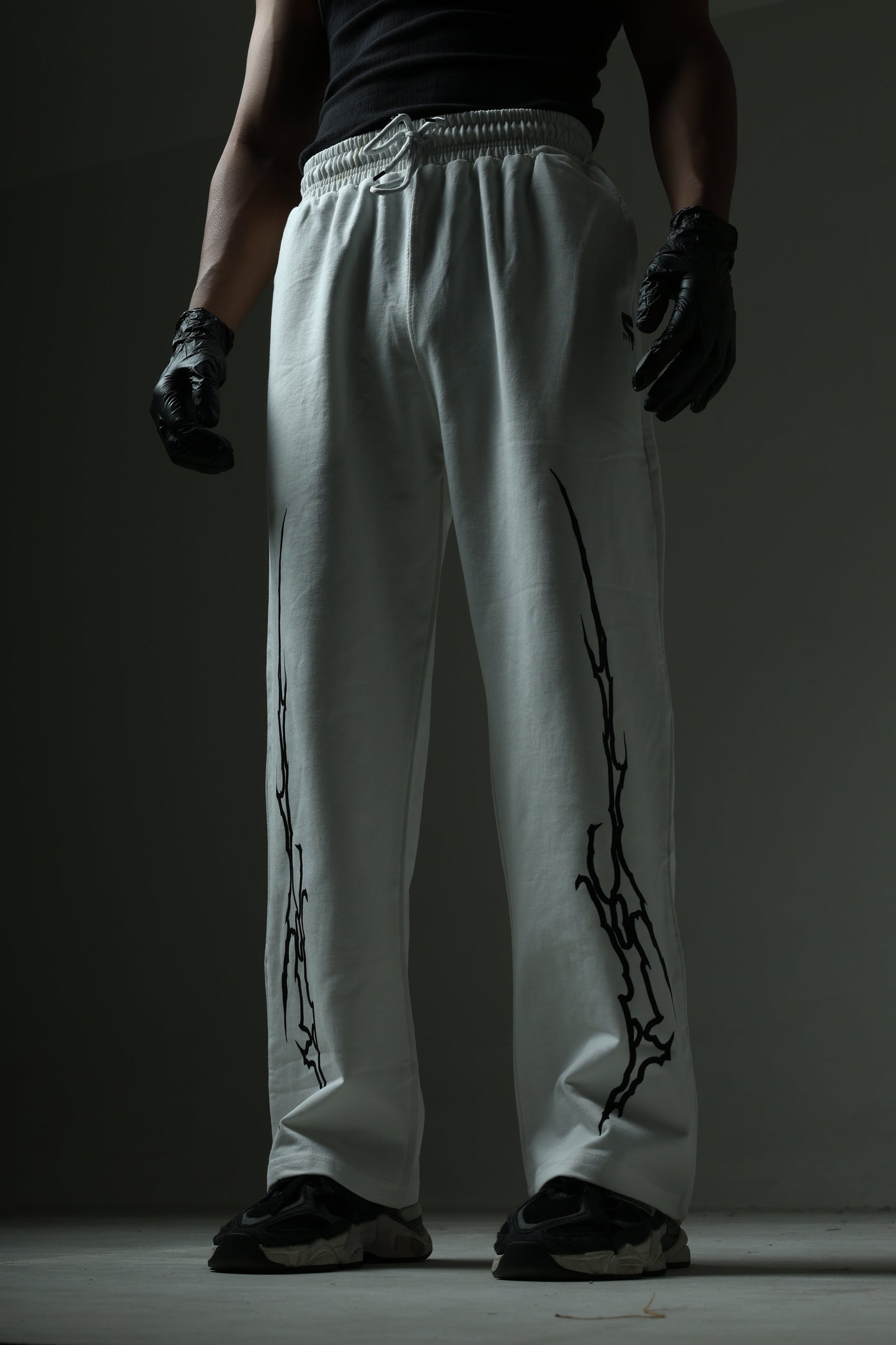 THE CARNAGE COMFORT BAGGY TRACK PANTS
