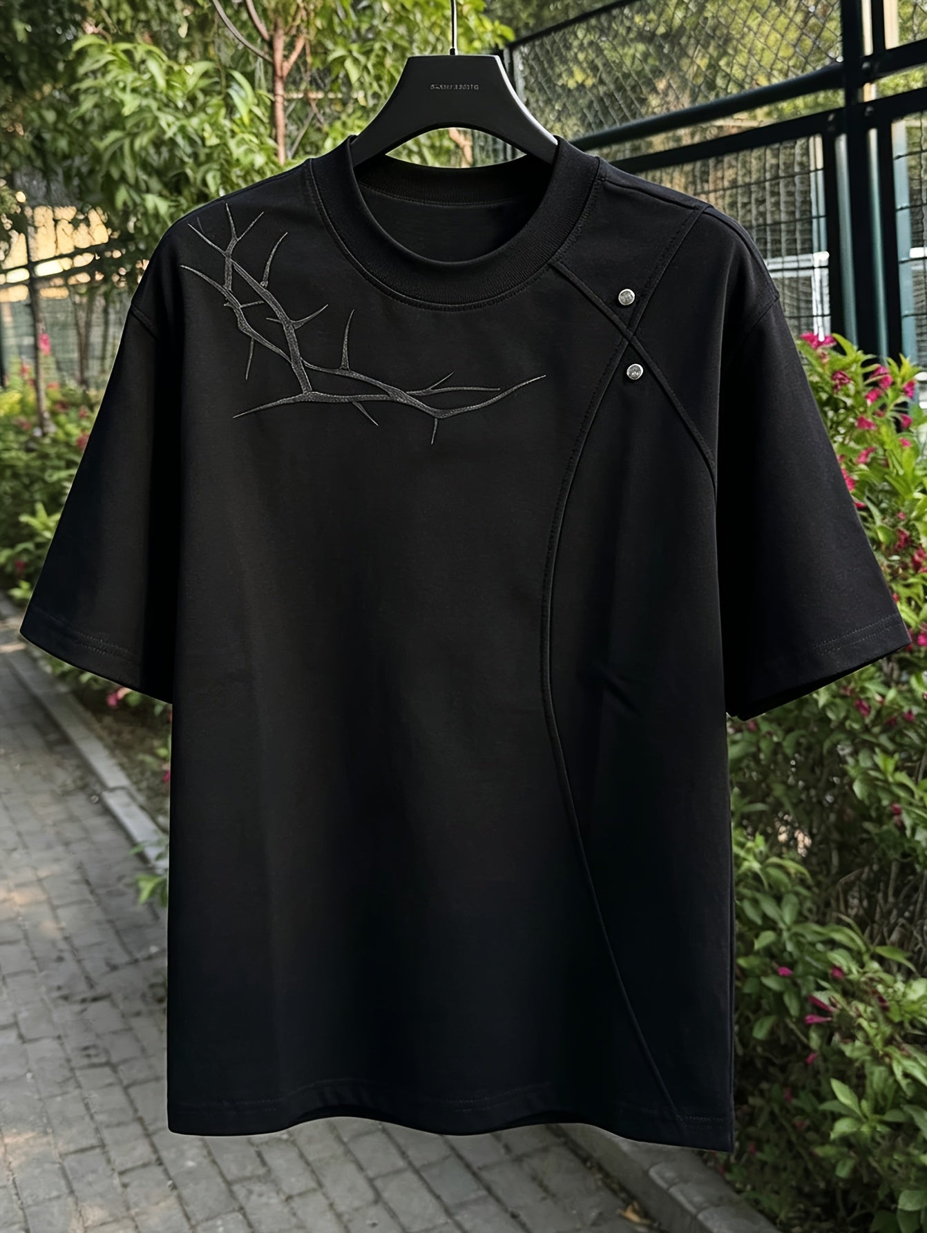 Men'S Casual Sports T-Shirt Rivet Stitching Thorn Embroidery