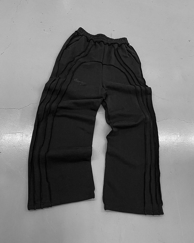 Black bold strip Trackpants - Premium design and quality