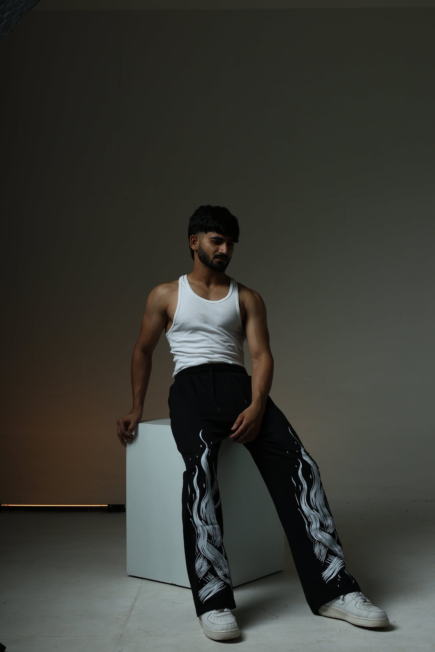 THE INFERNO COMFORT BAGGY TRACK PANTS