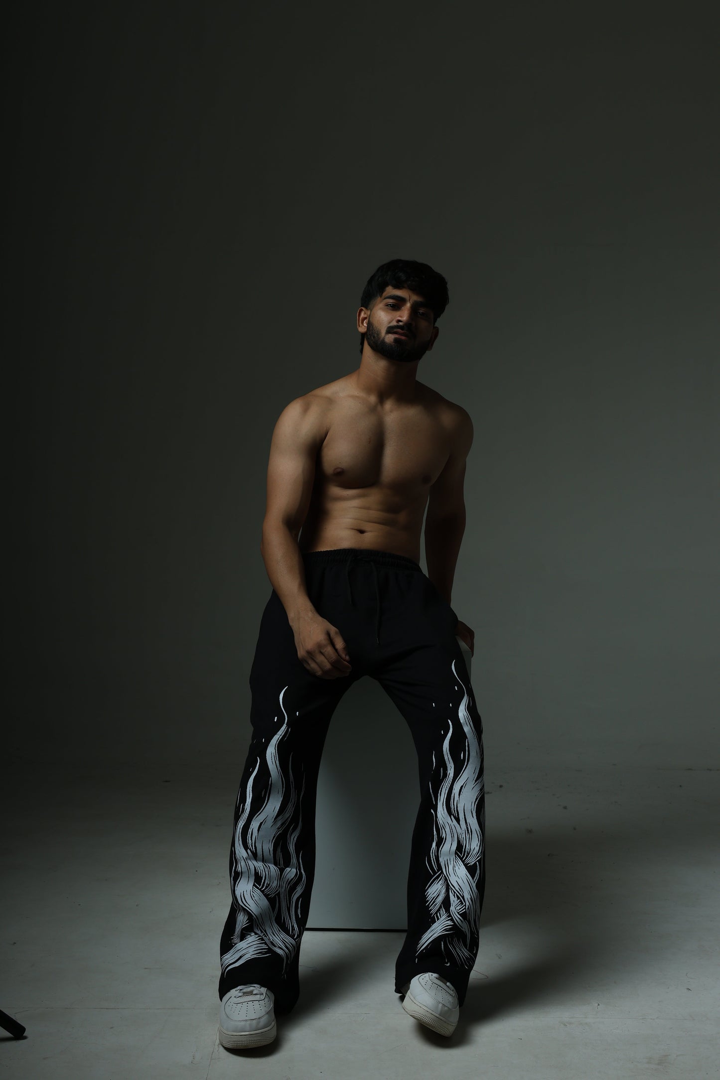 THE INFERNO COMFORT BAGGY TRACK PANTS