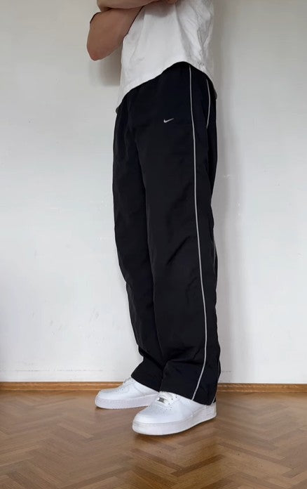 Black baggy zipper trackpants | summer essential|