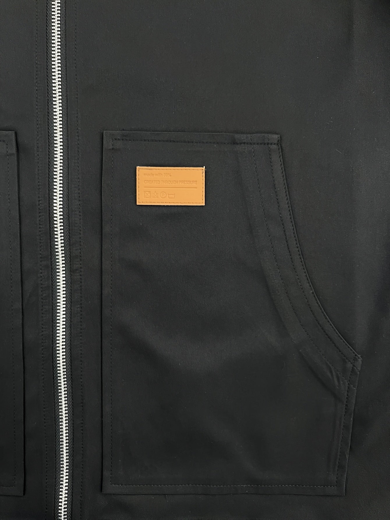Men's Color-Block Patchwork Full-Zip Jacket with Large Pockets and English Letter Patch